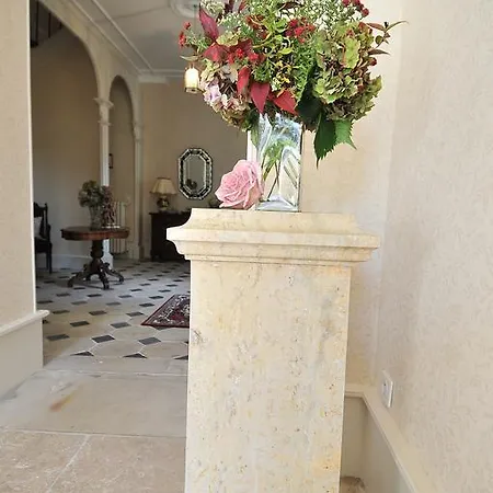 Bed & Breakfast La Demeure D'aglae 4*